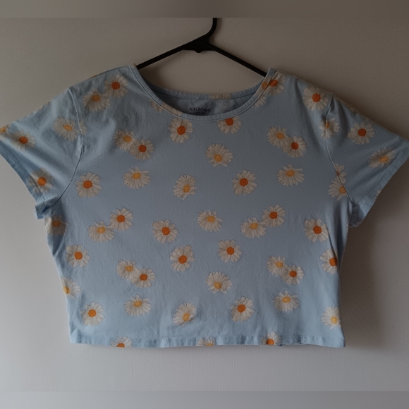 Arizona Jeans Co. women's light blue daisy print short-sleeve crop top XXL - Picture 3 of 9